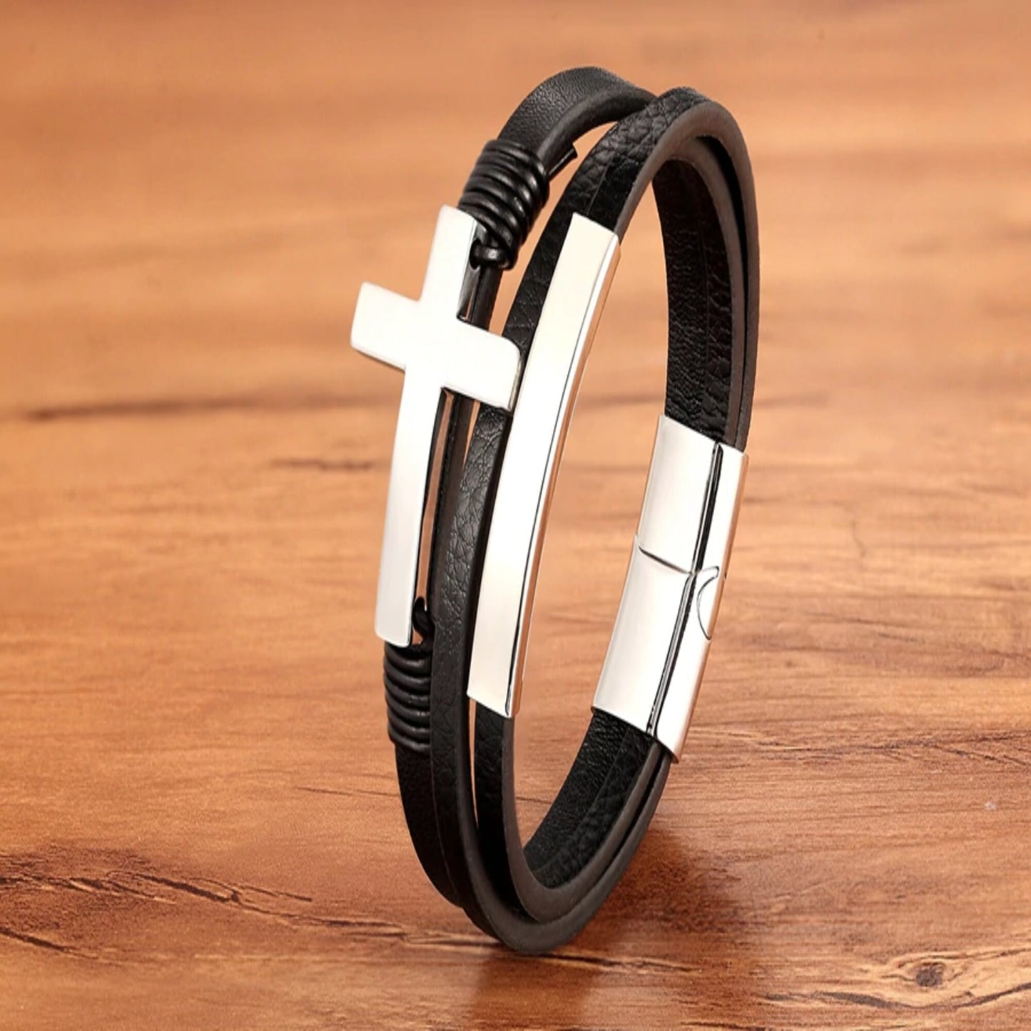 Bracelet Croix en Cuir 3 Brins Couleur Argent droit