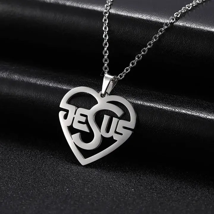 Collier Pendentif Écriture Jésus dans un Coeur argent
