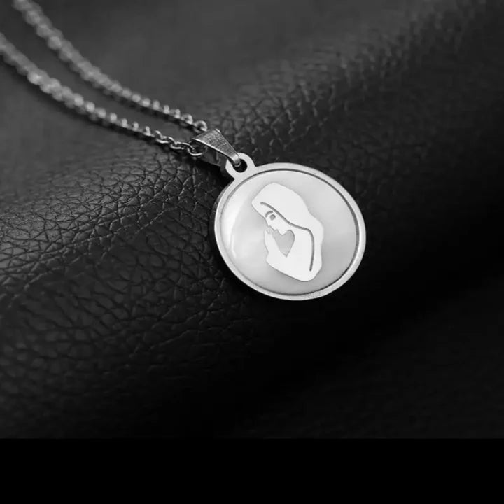 Collier Pendentif Vierge en Prière argent