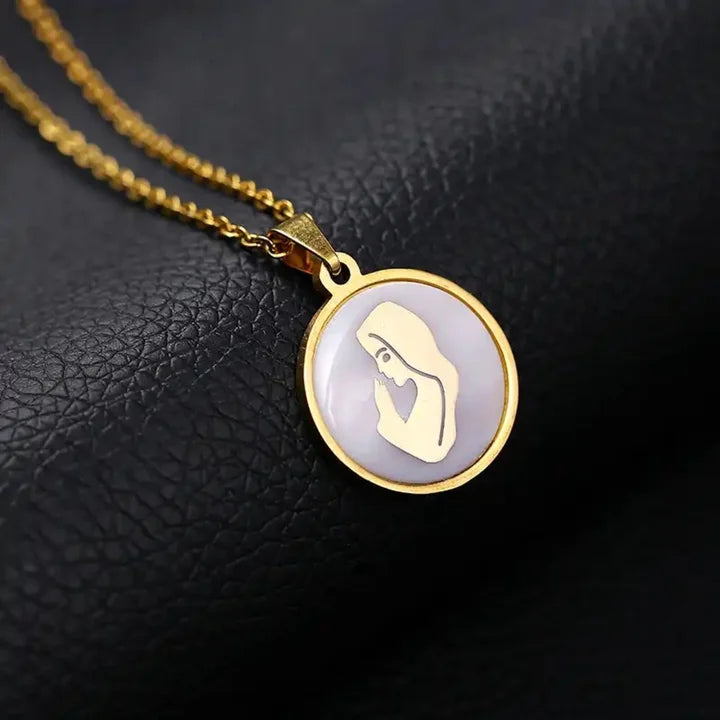 Collier avec Pendentif Sainte Vierge en Prière or