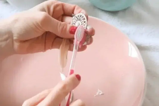 Entretenez vos bijoux chrétiens en fonction de leur matière ! JRBijouxDesign