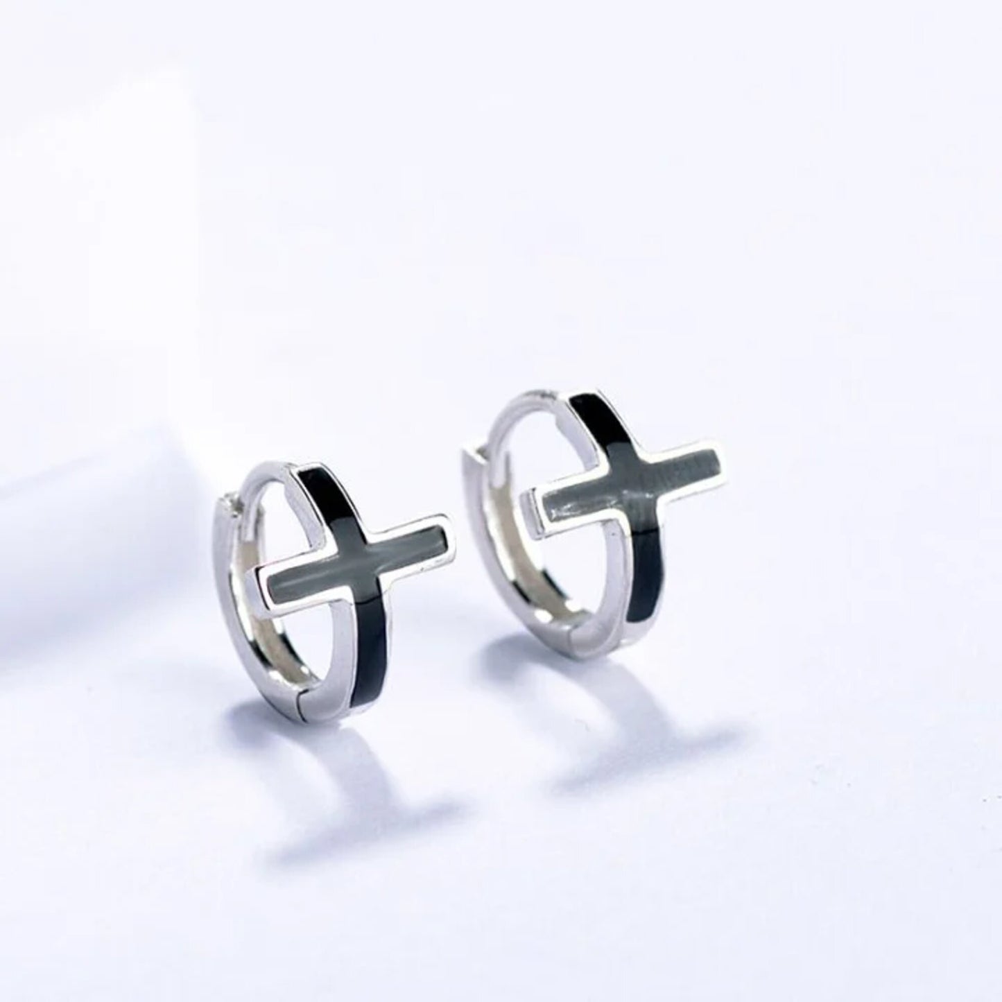 Boucles d'Oreilles Croix Noires en Argent JRBijouxDesign