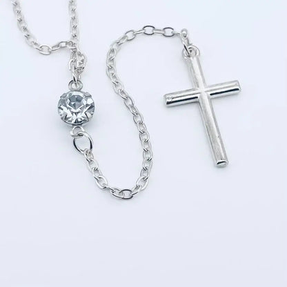 Collier croix pendante et pierre de zircon argent