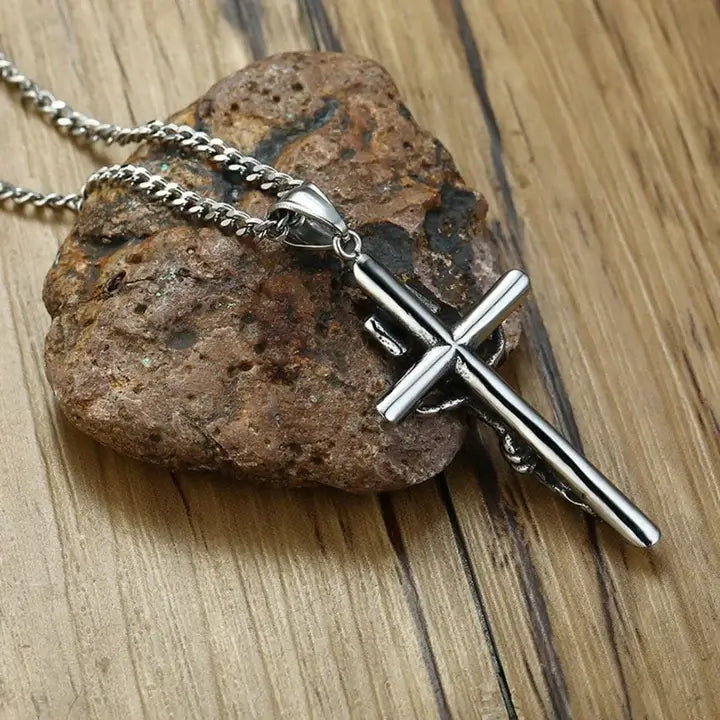 Collier pendentif croix chrétienne parchemin face