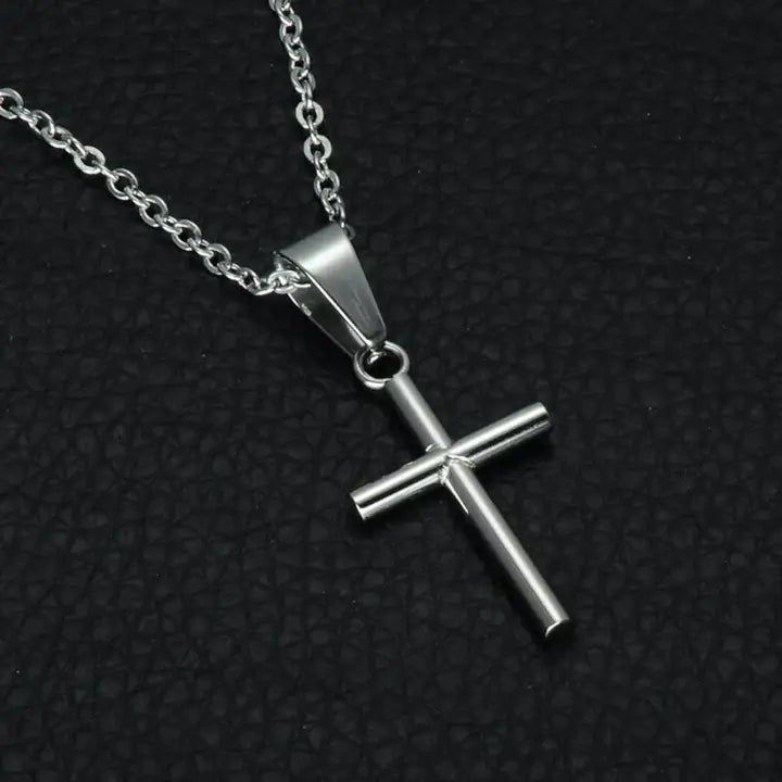 Collier pendentif croix chrétienne simple argent