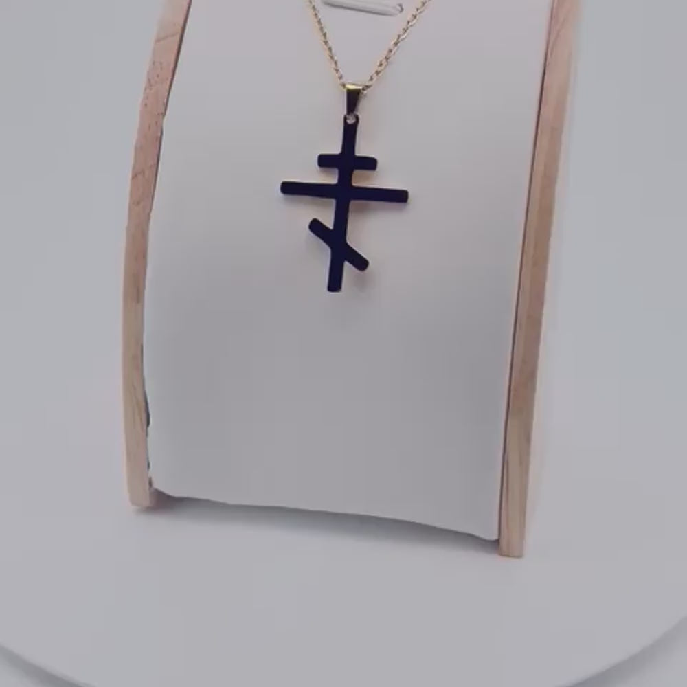 Collier pendentif croix orthodoxe petit modèle video